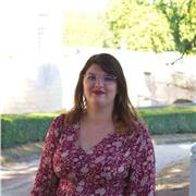 Professeure de français enthousiaste et récemment agrégée à Lyon